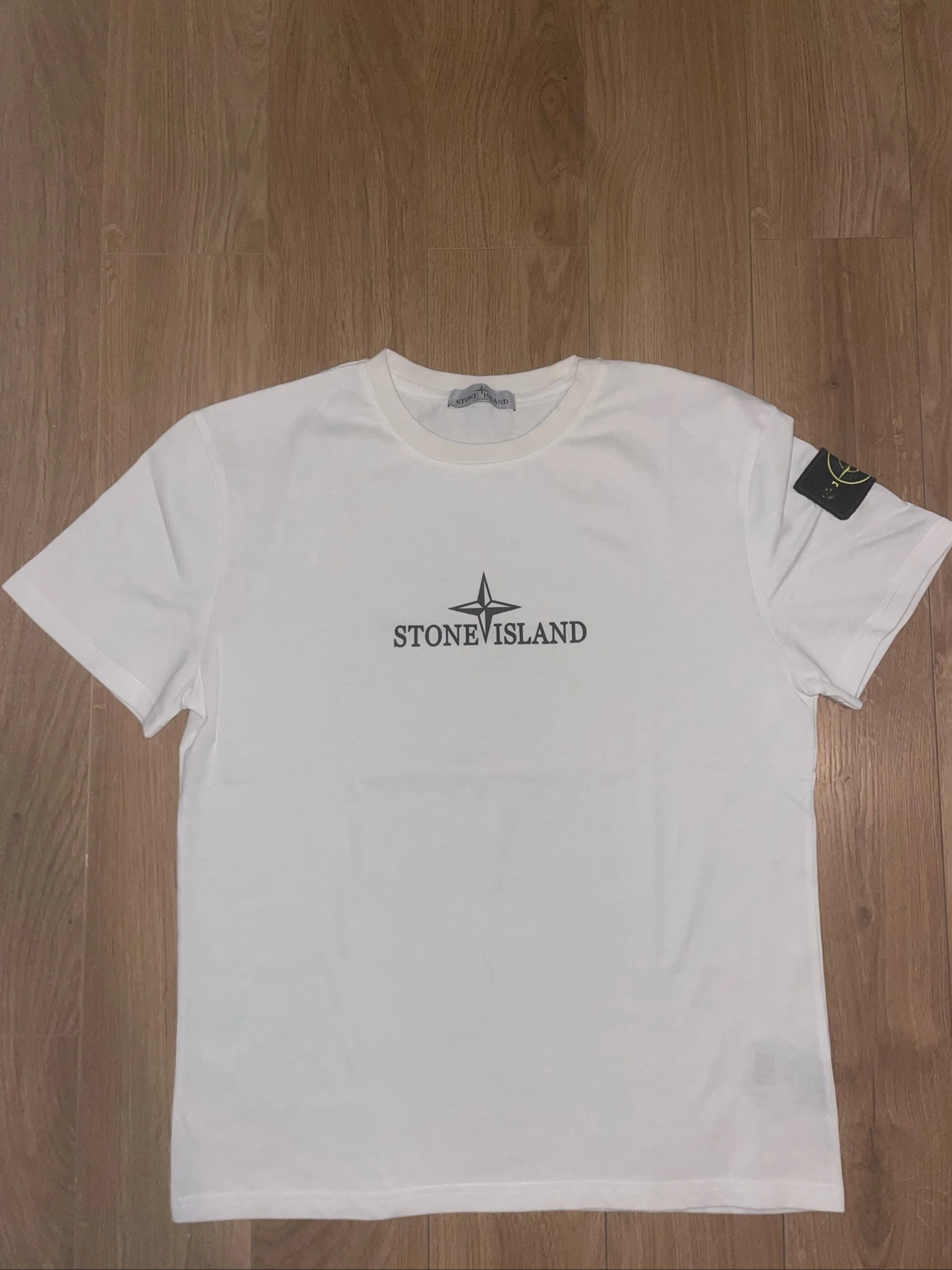 T shirt stone island